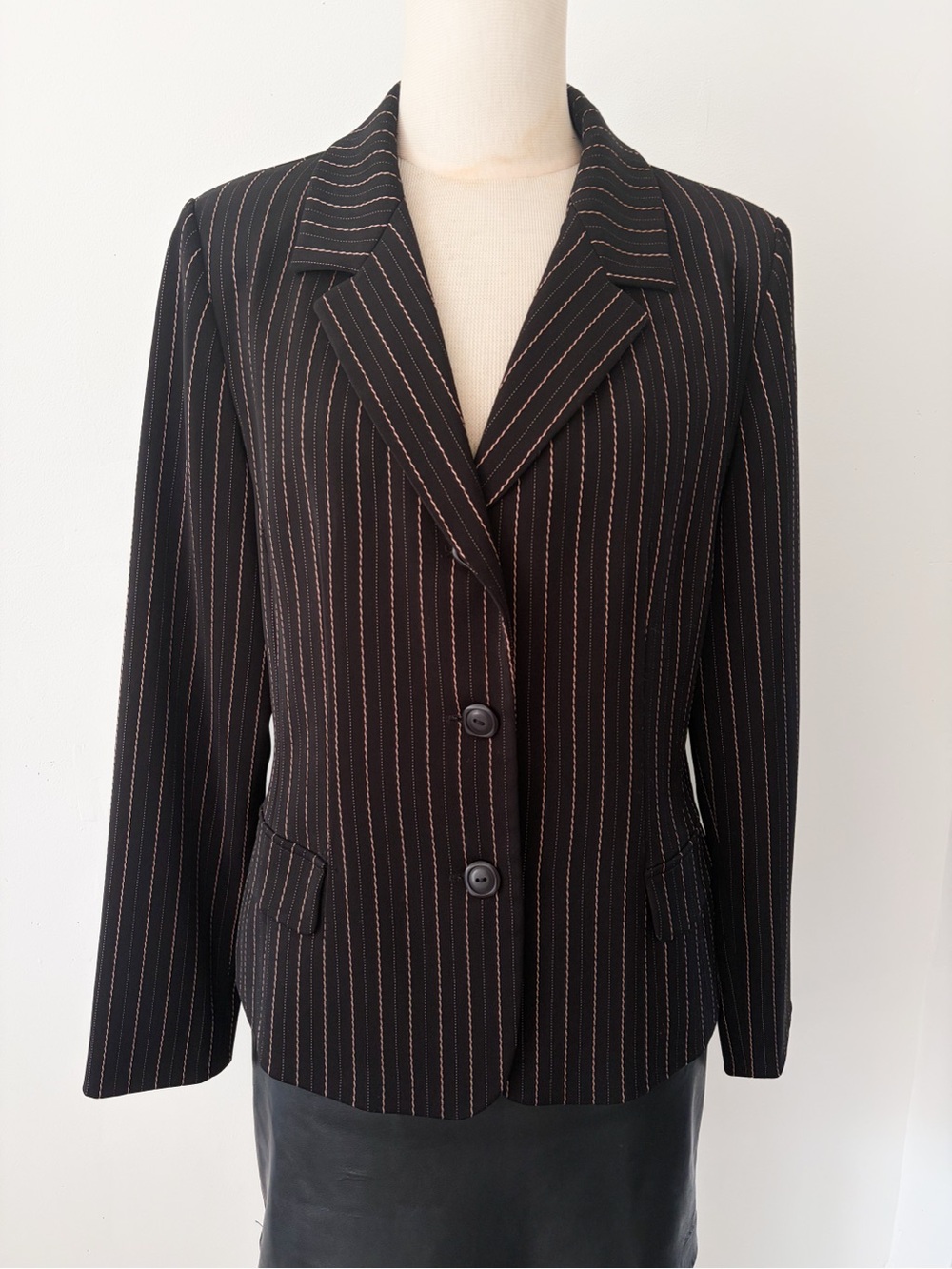 Vintage AGMIR Black Blazer with Pinstripes, Size EU 40 - Made in Europe